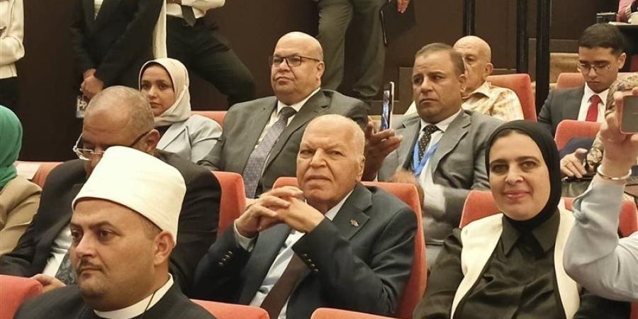 نقيب المعلمين: المدرسة نموذج مصغر للمجتمع، و«المعلم» حجر الزاوية في بناء الهوية - تواصل نيوز