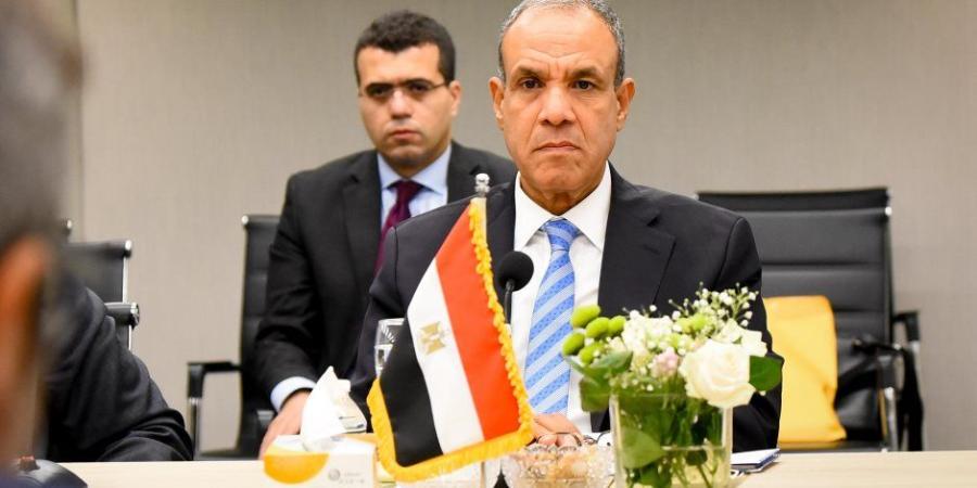 وزير الخارجية يلتقي مدير مكتب الأمم المتحدة لخدمات المشروعات - تواصل نيوز