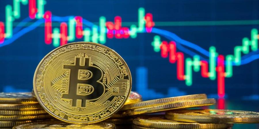 البيتكوين تلامس أعلى مستوى في 8 أشهر بدعم التدفقات الأمريكية - تواصل نيوز