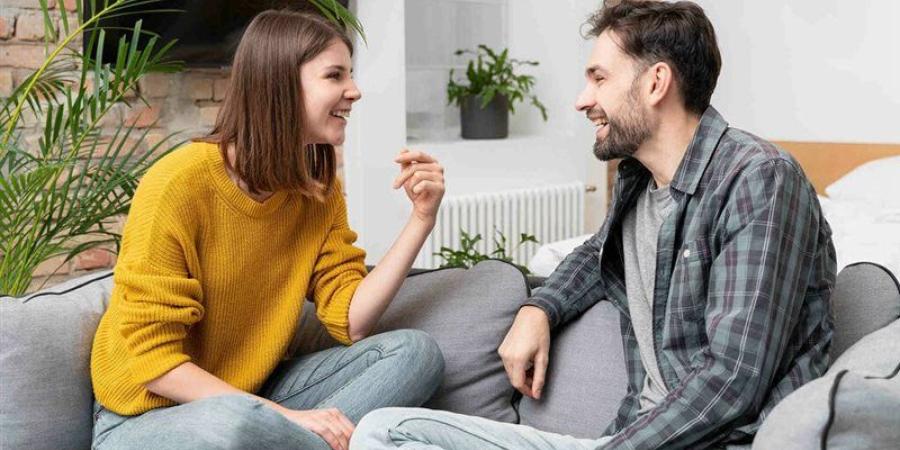 خطوات استعادة الحوار بين الزوجين بعد فترة طويلة من الصمت - تواصل نيوز