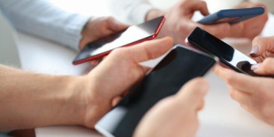 مميزات بهاتفك قد لا تعرفها.. أدوات بسيطة توفر وقتك - تواصل نيوز