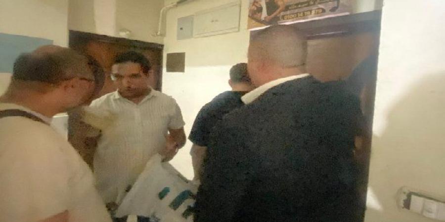 ضبط عاطل بتهمة انتحال صفة طبيب ويكشف على المرضى ويحرر روشتات بالفيوم - تواصل نيوز