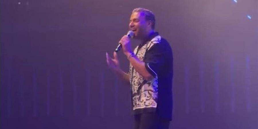 بعد أزمة أغنية "أنا"، طرح إعلان حفل رامي صبري في الكويت (فيديو) - تواصل نيوز