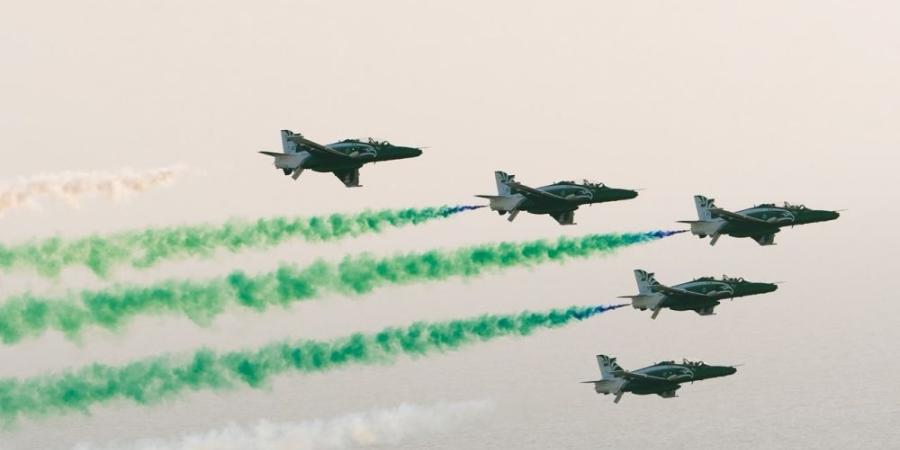 الرياض تحتفل باليوم الوطني بعروض عسكرية ومناورات جوية - تواصل نيوز