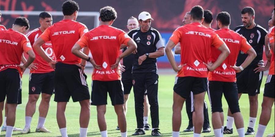 10 صور ترصد مران الأهلي اليوم استعدادا لمواجهة الزمالك بالدوري - تواصل نيوز