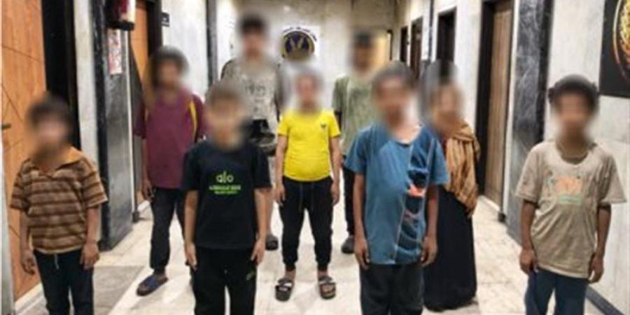 سقوط 8 متهمين باستغلال 10 أحداث في التسول وبيع السلع بالقاهرة - تواصل نيوز