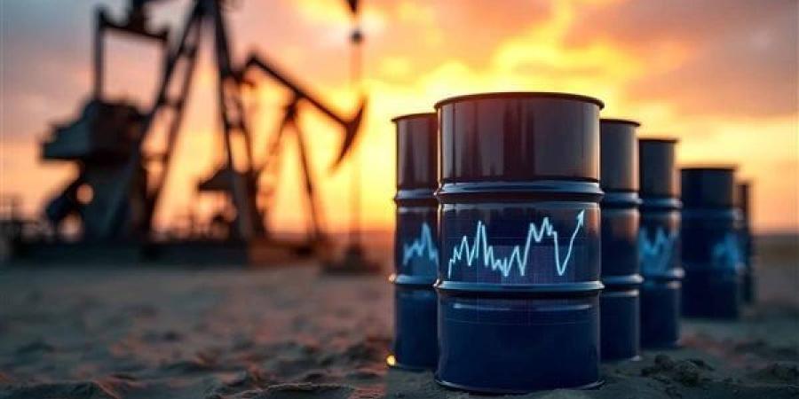 أسعار النفط ترتفع وبرنت يتجاوز 100 دولار مع ترقب تطورات المفاوضات الأمريكية الإيرانية - تواصل نيوز