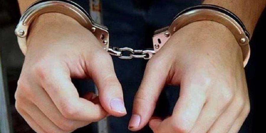 خلاف على أولوية الشراء ينتهي بطعنة نافذة، القبض على المتهم بالاعتداء على مالك شركة في السلام - تواصل نيوز