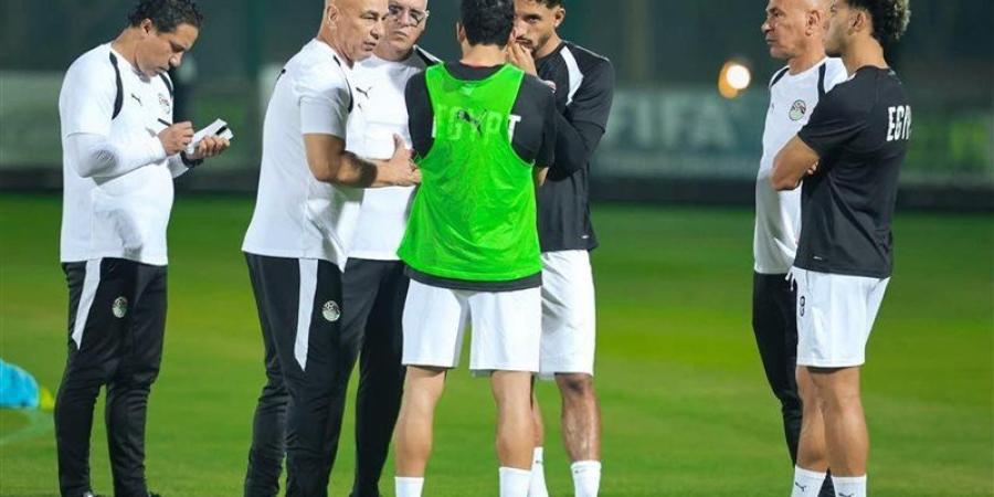 منتخب مصر يختتم اليوم استعداداته لمواجهة أنجولا ومؤتمر صحفي لحسام حسن - تواصل نيوز