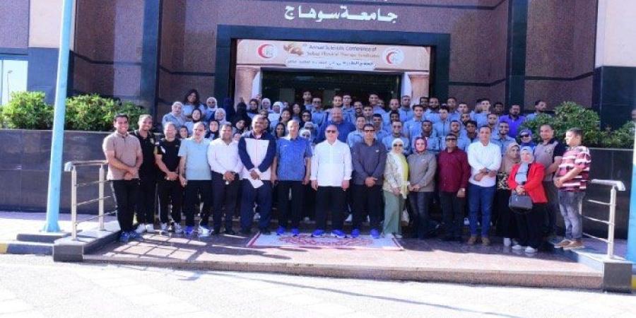 128 مشاركًا يمثلون جامعة سوهاج في أسبوع شباب الجامعات الرابع عشر بالمنيا - تواصل نيوز
