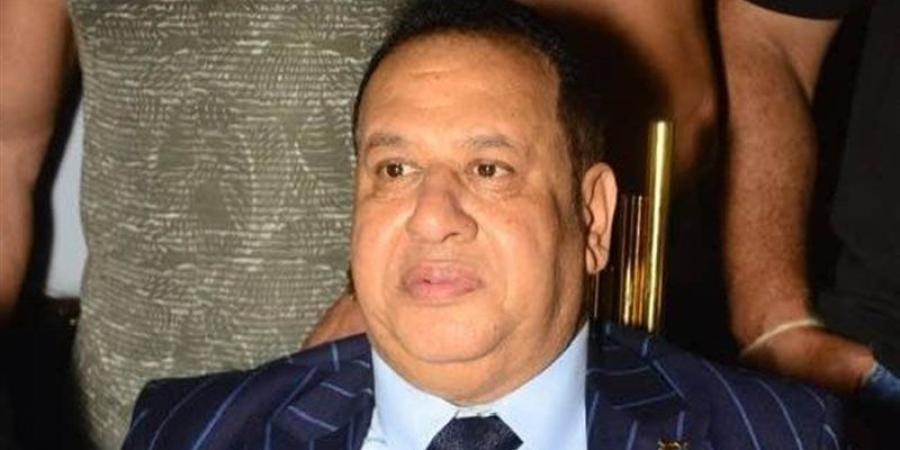 صبري نخنوخ أمام المحكمة في قضية ممارسة البلطجة بالشيخ زايد 29 سبتمبر - تواصل نيوز