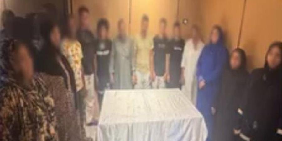 اتهام خطير قلب المشهد، مشاجرة بين الجيران بالمقطم تكشف عن مفاجأة غير متوقعة - تواصل نيوز