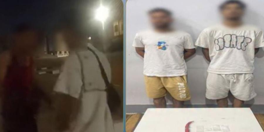 «عاكس مراتي».. الداخلية تكشف ملابسات فيديو تعدي شخصين على آخر في بني سويف - تواصل نيوز
