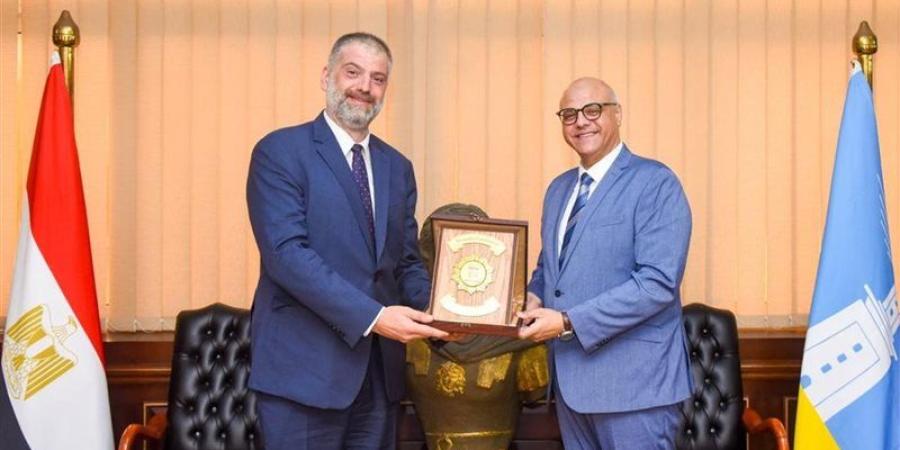 محافظ الإسكندرية يستقبل قنصل عام روسيا بمناسبة انتهاء فترة عمله - تواصل نيوز