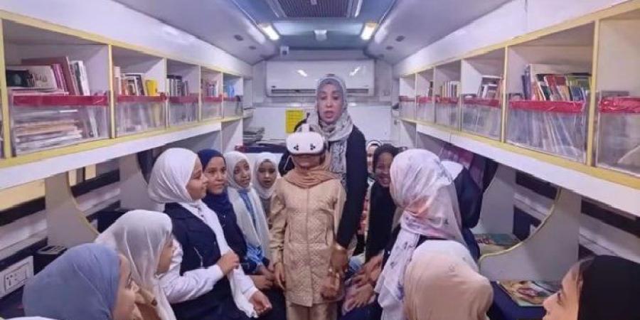 المكتبة المتنقلة تواصل جولاتها الثقافية بمعهدي أبو بكر الصديق وفتيات رشدي فكار بأبوتشت - تواصل نيوز