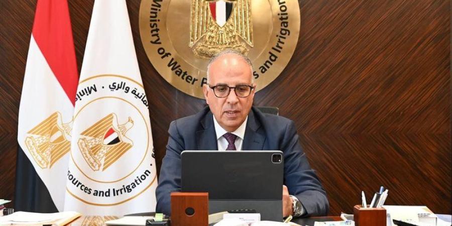 سويلم يتابع الإصلاح الهيكلي بوزارة الري لتعزيز حوكمة وإدارة الموارد المائية - تواصل نيوز