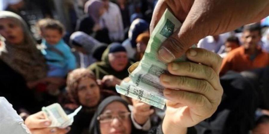 التضخم يرهق "جيوب" المواطنين، وخبير يكشف تأثير ارتفاع الأسعار على محدودي الدخل - تواصل نيوز