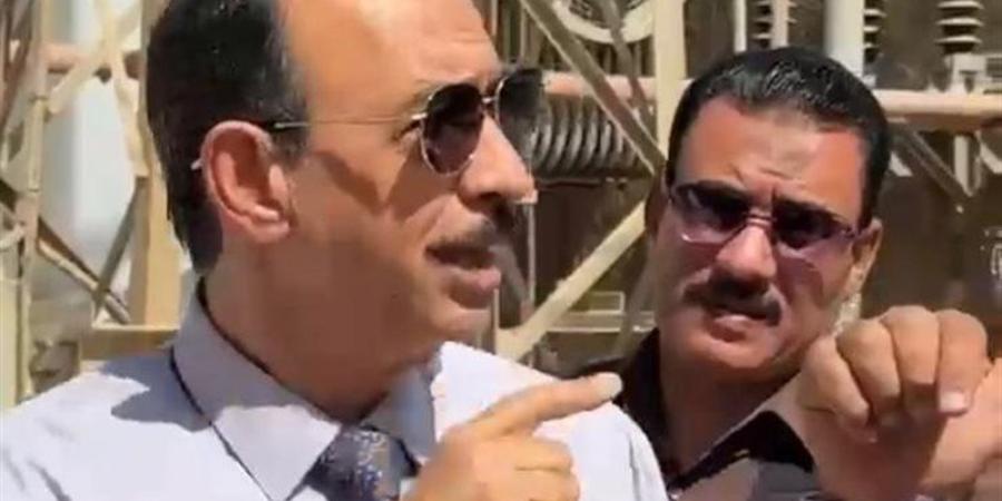 محافظ سوهاج يتفقد حريق محطة كهرباء بيت داوود بجرجا ويوجه بإعادة التيار في الـ4 المراكز المتأثرة - تواصل نيوز