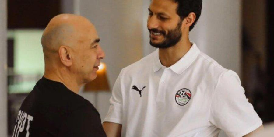 «لم يختر الكلمات المناسبة».. خالد جاد الله ينتقد تصريحات حسام حسن عن صلاح والشناوي - تواصل نيوز