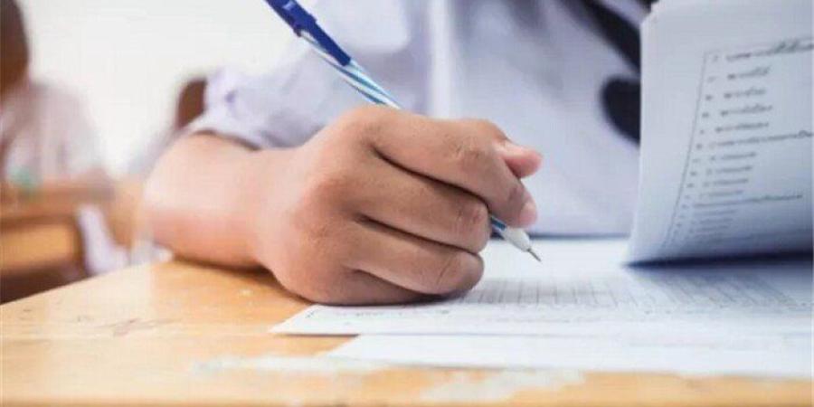 «التعليم»: بدء تسجيل الاستمارات الإلكترونية لطلاب الشهادة الإعدادية الخميس المقبل - تواصل نيوز