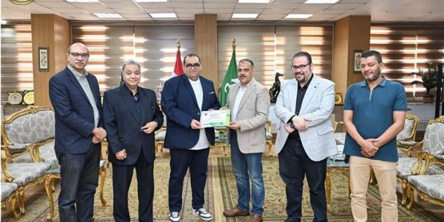 لإجرائها 982 عملية جراحية، محافظ الشرقية يكرم مديري المستشفيات المتميزة - تواصل نيوز