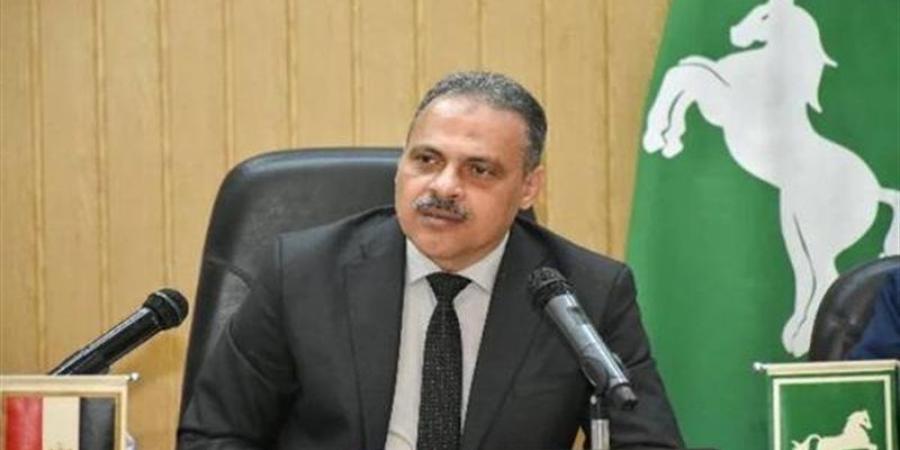 محافظ الشرقية يناشد المتقدمين بطلبات تقنين أوضاع اليد سرعة الإبلاغ عن أي مخالفات أو معوقات - تواصل نيوز