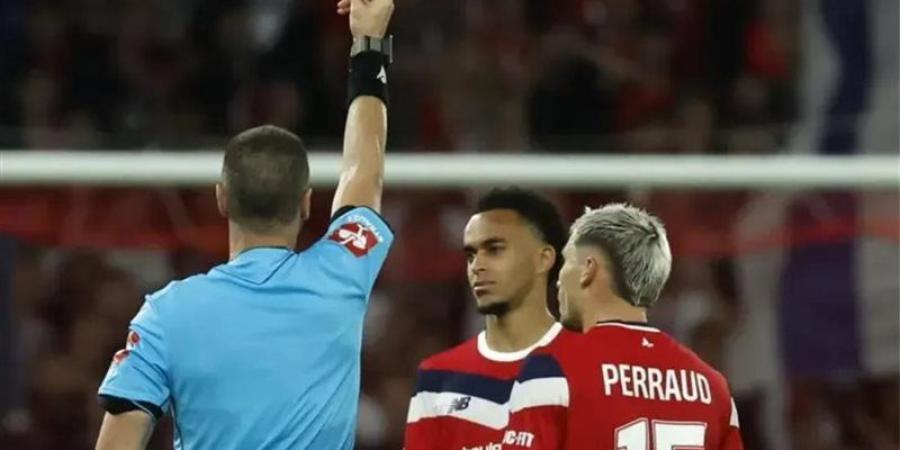 يويفا يعاقب شقيق مبابي بعد واقعة مثيرة في دوري أبطال أوروبا - تواصل نيوز