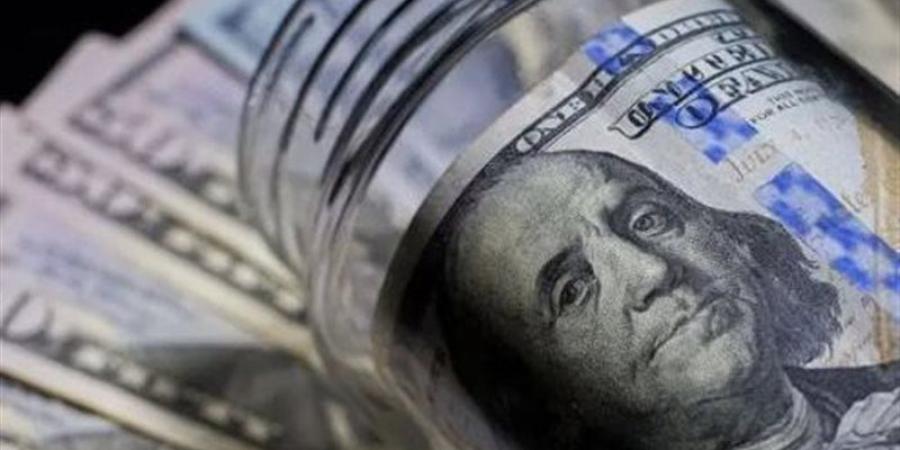 ارتفاع كبير في سعر صرف الدولار، تخطى الـ 52 جنيها بالبنوك - تواصل نيوز