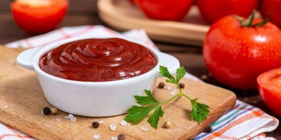 طريقة عمل الكاتشب في البيت بطعم شهي وقوام مضبوط - تواصل نيوز