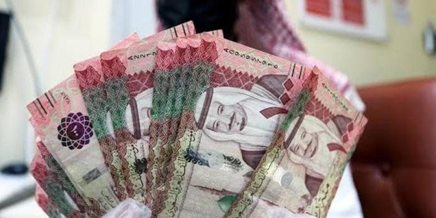 استقرار سعر الريال السعودي.. تعرف على أسعار الصرف في البنوك اليوم - تواصل نيوز