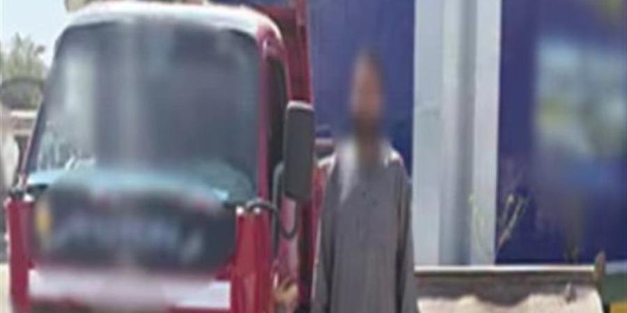 أسياخ حديد بلا تأمين ومقطورة غير متصلة، ضبط سائق عرّض المواطنين للخطر في الشرقية - تواصل نيوز