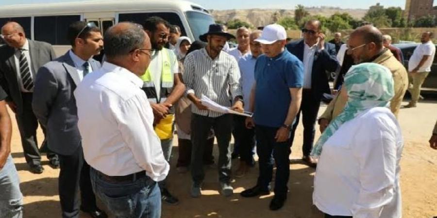 محافظ القاهرة يتفقد اعمال تطوير الإمام الشافعي والسيدة عائشة وسور مجرى العيون - تواصل نيوز