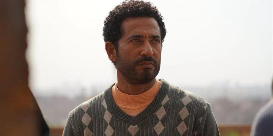 عمرو سعد ينعى زوجة المنتج صادق الصباح - تواصل نيوز