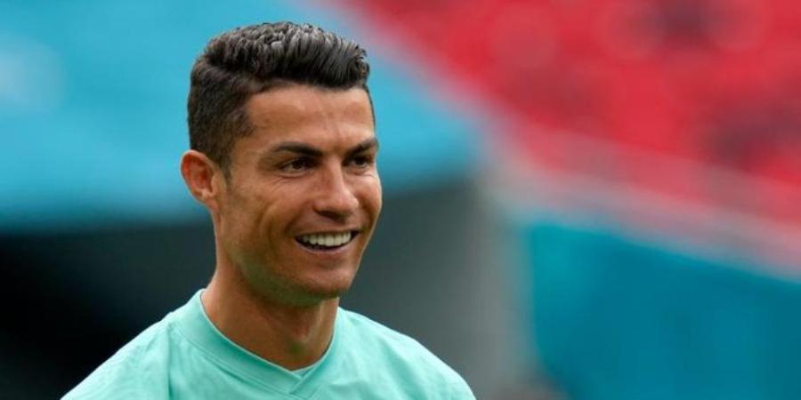 عقوبة قاسية تنتظر كريستيانو رونالدو بعد مغادرة معسكر منتخب البرتغال اعتراضا على عدم مشاركته فى مباراة النرويج - تواصل نيوز
