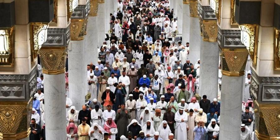 الترجمة بـ10 لغات تثري تجربة زائري المسجد النبوي - تواصل نيوز