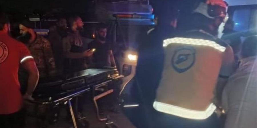 قتلى وجرحى في استهداف حافلة تقل مهندسين وعمالا على جسر المصياف في سوريا - تواصل نيوز