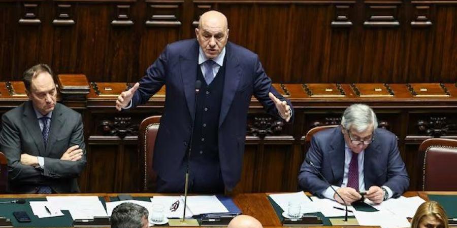 إيطاليا: بعثة الاتحاد الأوروبي في البحر الأحمر غير كافية لحماية الملاحة - تواصل نيوز