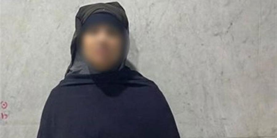 رباط ضاغط لاستعطاف المارة، سيدة تستغل حفيدها في التسول بالقليوبية - تواصل نيوز