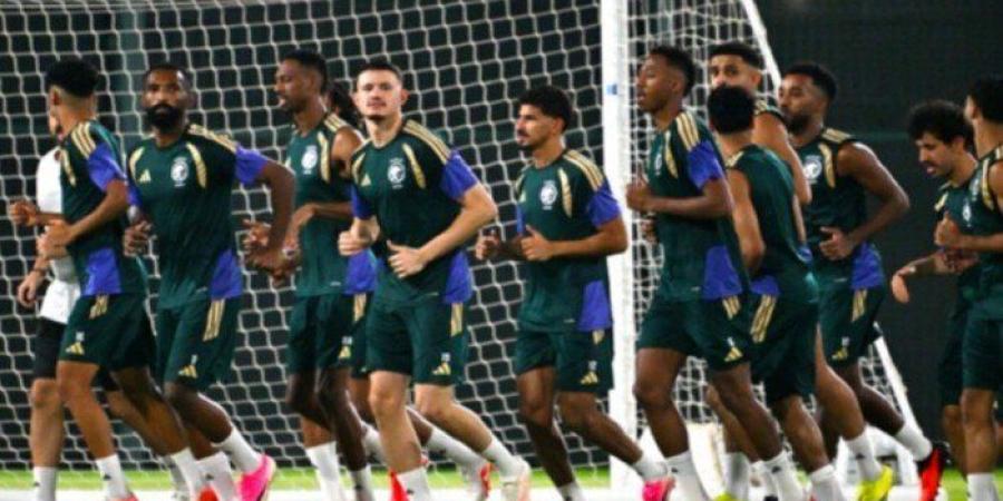 نجم منتخب السعودية يغيب عن مباريات بلاده بنصف نهائي "خليجي 27" - تواصل نيوز