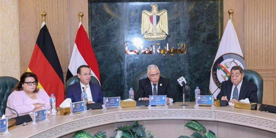 النائب العام يستقبل مجلس أمناء الجامعة الألمانية بالقاهرة، ويبحث سبل تعزيز التعاون المشترك - تواصل نيوز