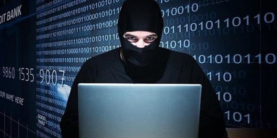 اعترافات طالب متهم بالنصب على المواطنين بزعم امتلاكه بيانات عملاء شركات الاتصالات - تواصل نيوز