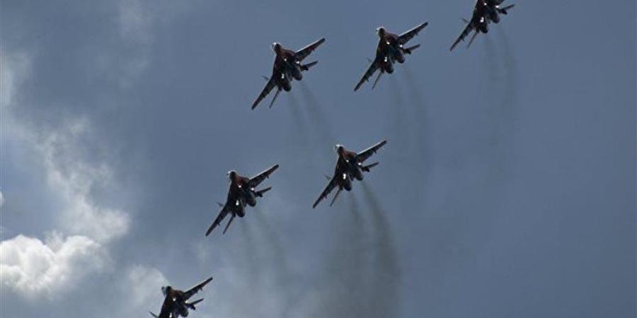 الجيش الروسي يعلن استهداف جسر شمالي كييف وسفينتي شحن في ميناء أوديسا - تواصل نيوز