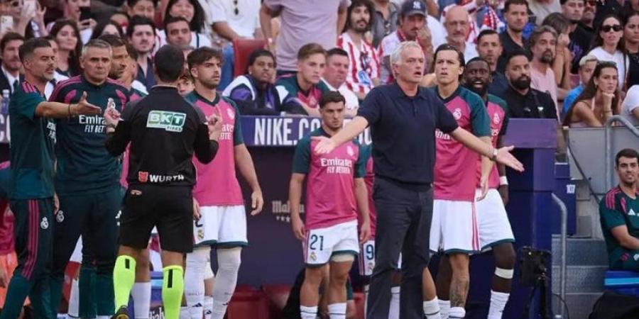 جوزيه مورينيو يحذر النجوم: لا مكان مضمون في تشكيلة ريال مدريد - تواصل نيوز