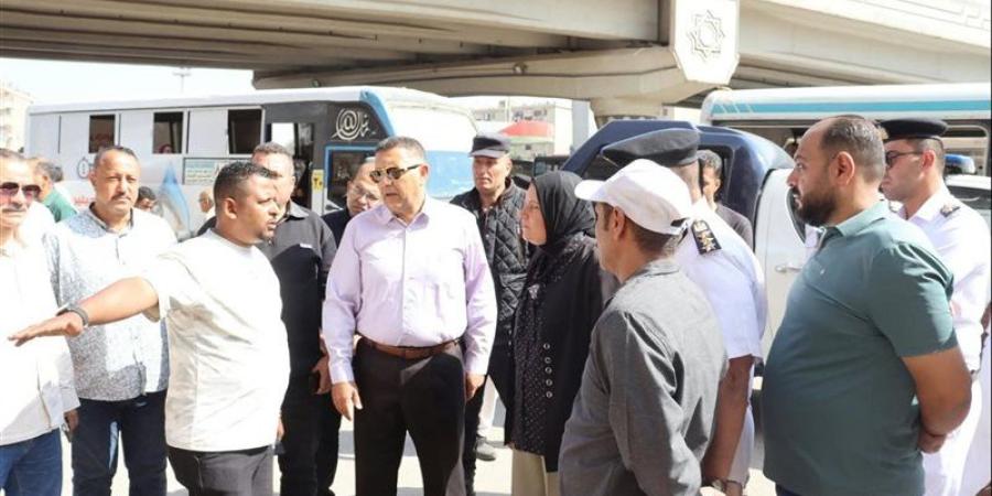 محافظ القليوبية: رصد مخالفات البناء يجب أن يتبعه تحرك ميداني سريع - تواصل نيوز