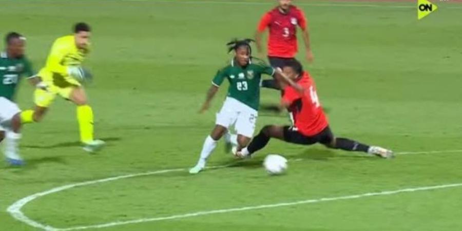 خطأ شوبير وعبد المجيد يمنح جنوب أفريقيا التقدم أمام مصر بهدف مايلولا - تواصل نيوز