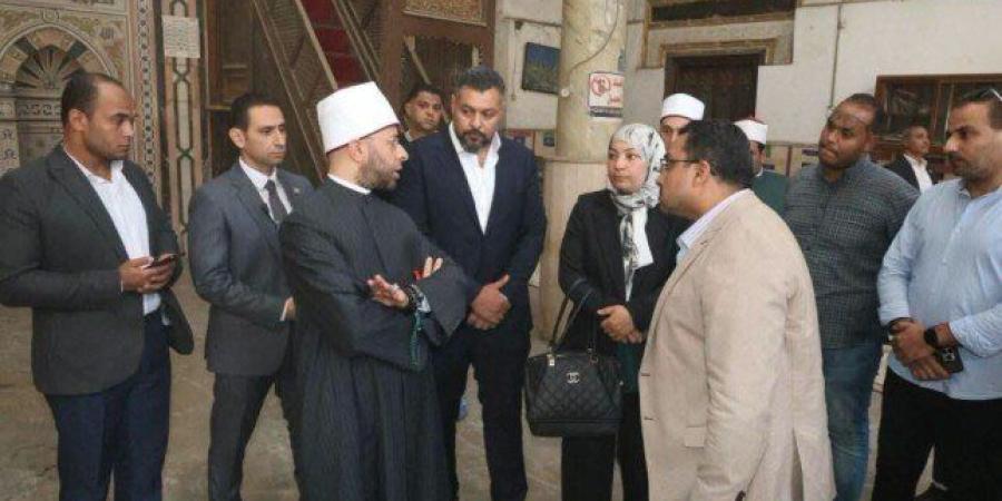 وزير الأوقاف يعطي إشارة البدء لتطوير مسجد الشعراني.. مشروع جديد يحافظ على عبق التاريخ - تواصل نيوز