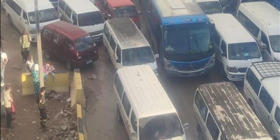 بسبب الأمطار، انقلاب سيارة نقل ثقيل بمقطورة بصحراوي الإسكندرية - تواصل نيوز