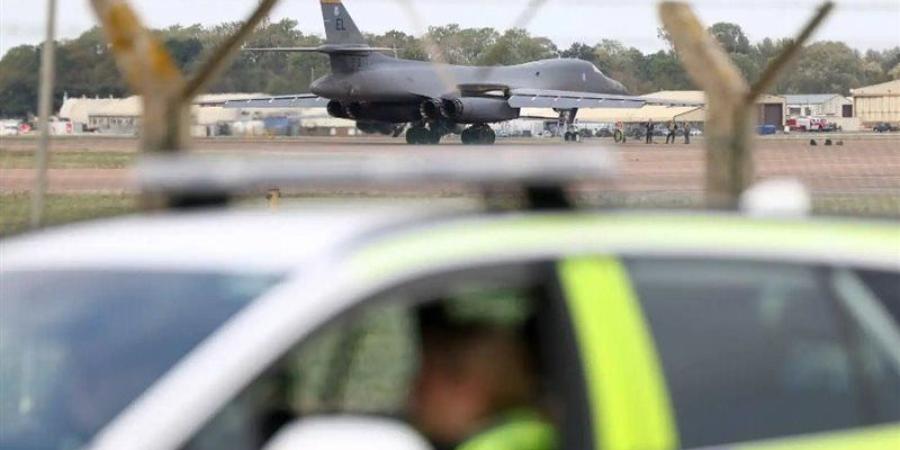 رويترز: أمريكا تسحب قاذفاتها (بي-1) من قاعدة فيرفورد الجوية بسبب مخطط إيراني - تواصل نيوز