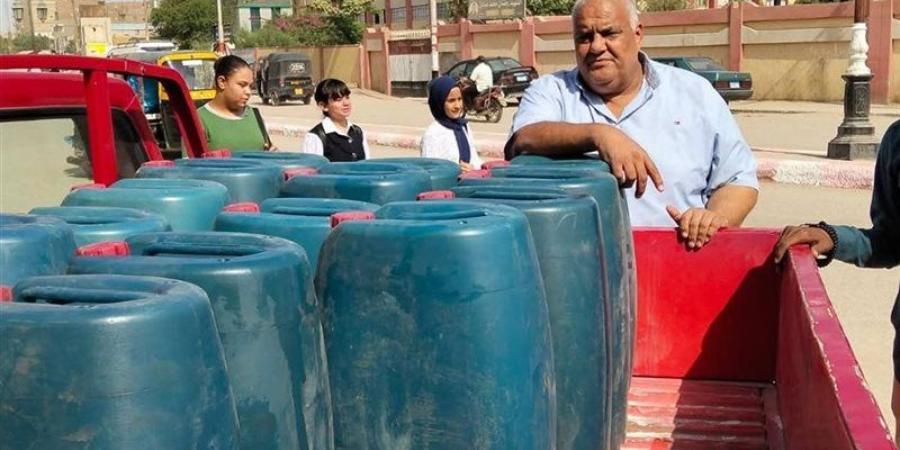 إحباط تهريب نصف طن سولار قبل بيعه في السوق السوداء في فرشوط بقنا - تواصل نيوز