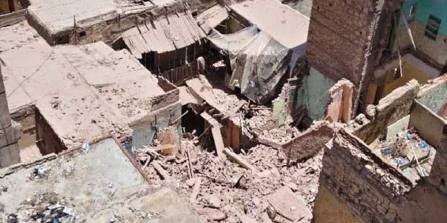 انهيار عقار قديم من 4 طوابق في كرموز بالإسكندرية دون إصابات - تواصل نيوز